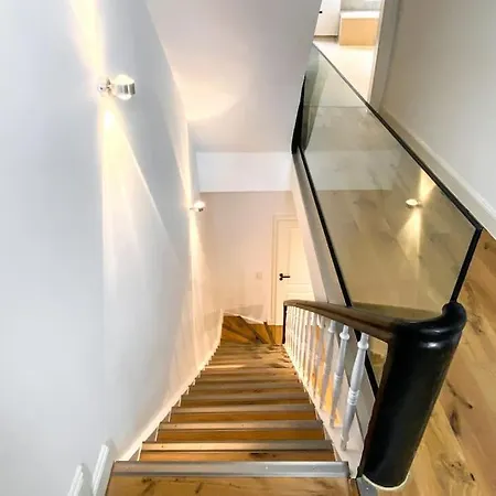 Feriehus Grosses Ferienhaus Mit Garten